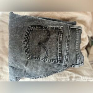 Levi skinny jeans